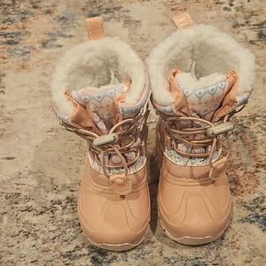 Cozy Peach Kids Boots with Heart Pattern